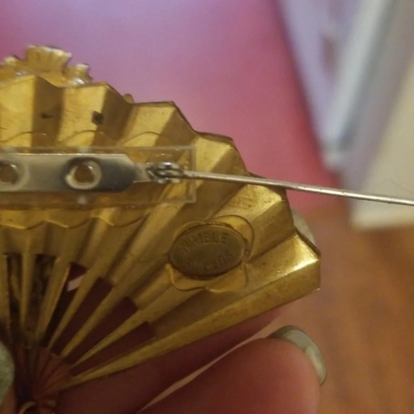 Vintage with the Angels Fan brooch - Picture 7 of 8